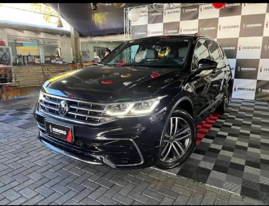 VOLKSWAGEN TIGUAN 2.0 300 TSI GASOLINA ALLSPACE R-LINE AUTOMÁTICO VOLKSWAGEN TIGUAN 2.0 300 TSI GASOLINA ALLSPACE R-LINE AUTOMÁTICO
